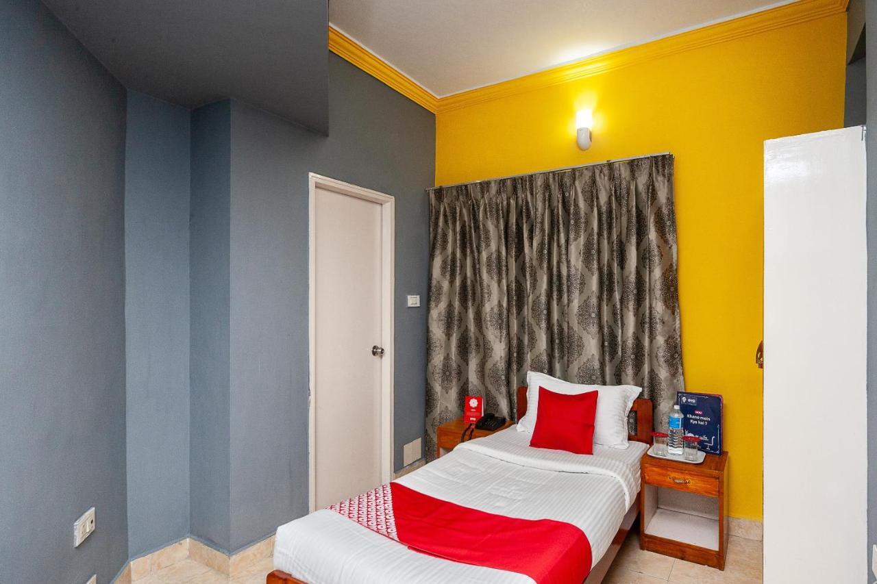 Hotel Manhattan Τσενάι Εξωτερικό φωτογραφία