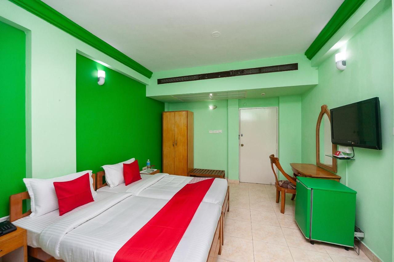 Hotel Manhattan Τσενάι Εξωτερικό φωτογραφία