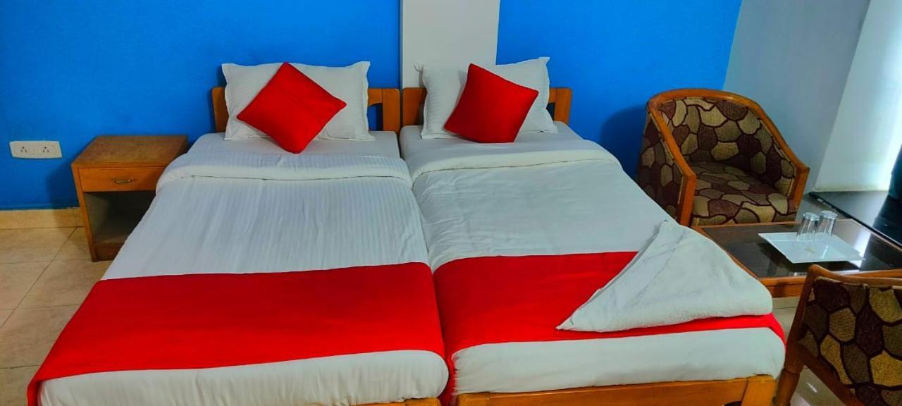 Hotel Manhattan Τσενάι Εξωτερικό φωτογραφία
