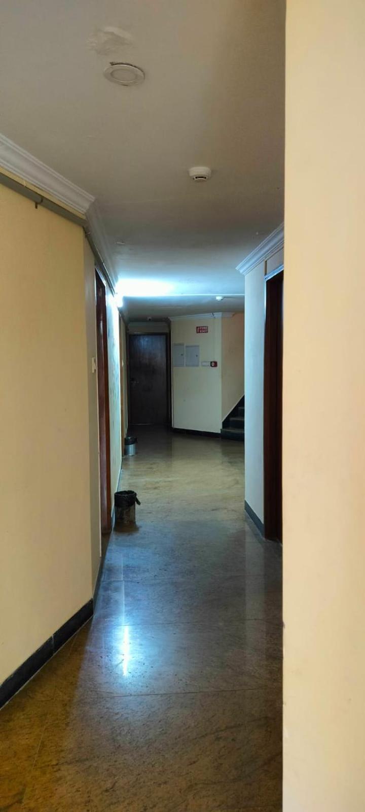 Hotel Manhattan Τσενάι Εξωτερικό φωτογραφία