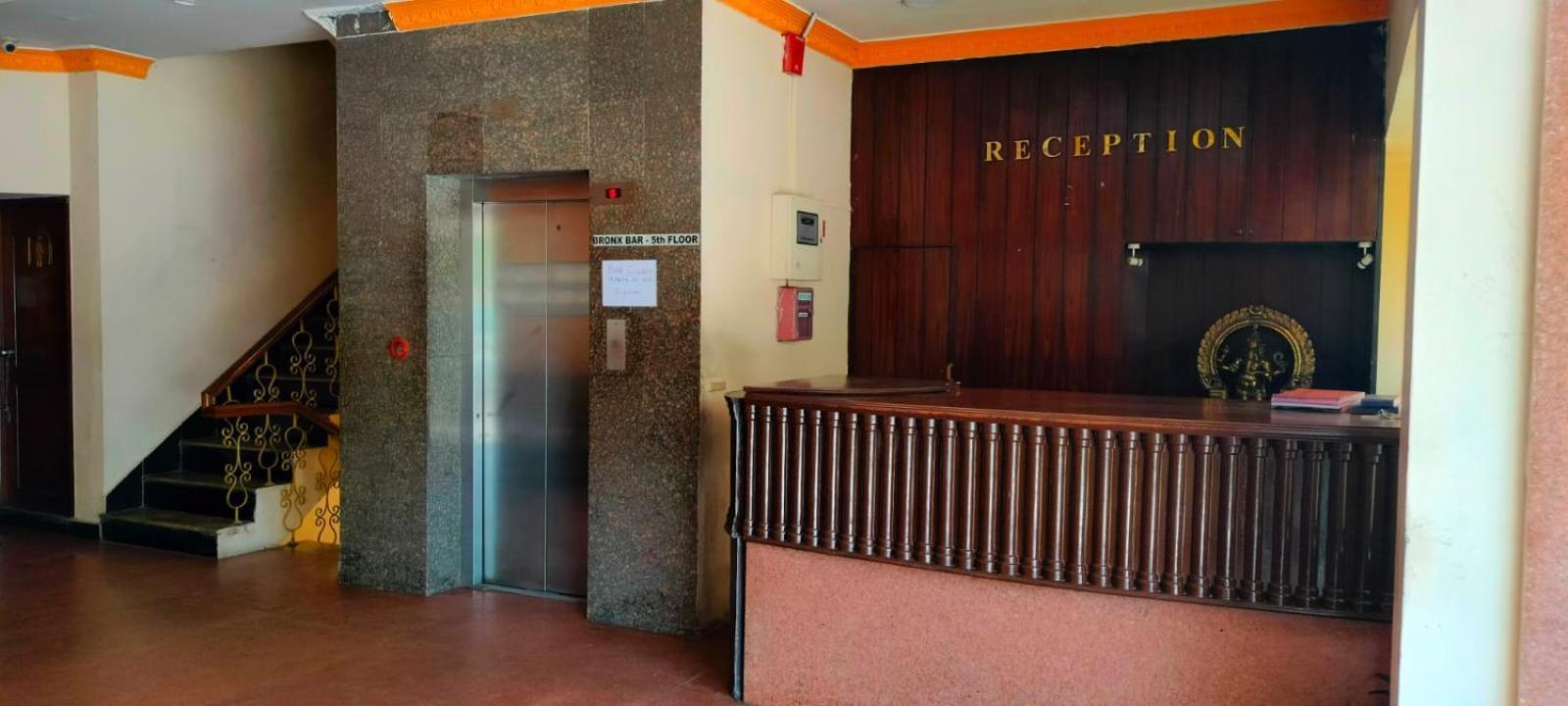 Hotel Manhattan Τσενάι Εξωτερικό φωτογραφία