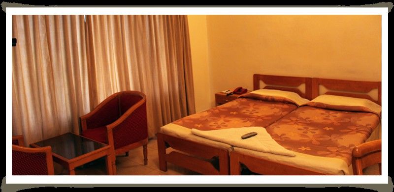 Hotel Manhattan Τσενάι Εξωτερικό φωτογραφία